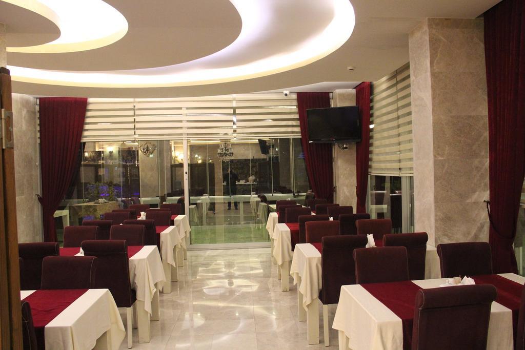 Grand Ezel Hotel Mersin  Exterior photo